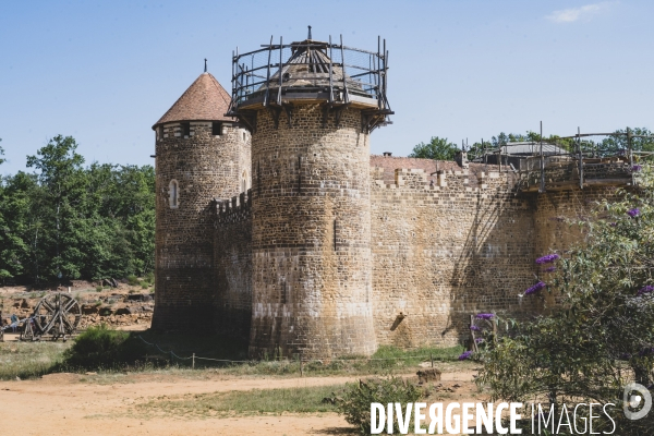 Guedelon: la construction d un chateau fort