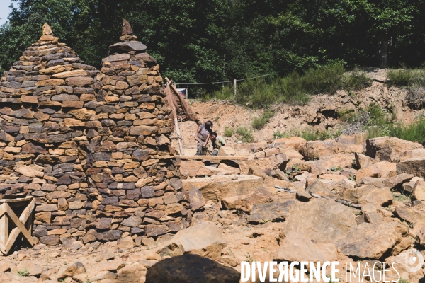 Guedelon: la construction d un chateau fort