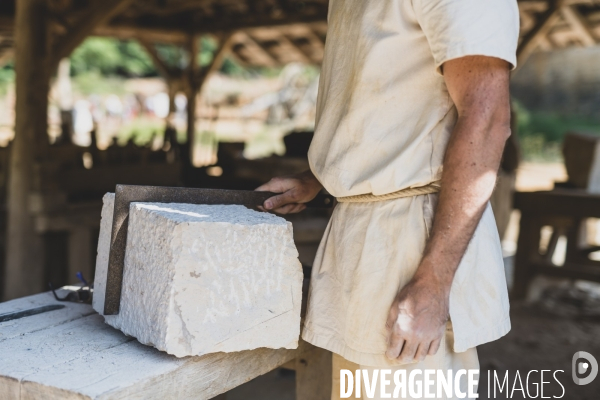 Guedelon: la construction d un chateau fort