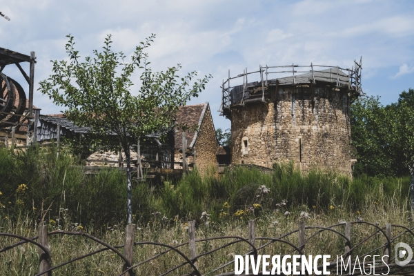 Guedelon: la construction d un chateau fort