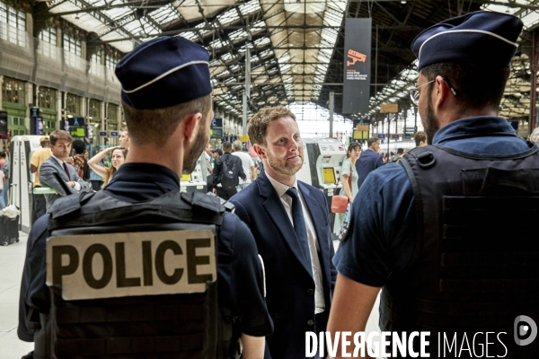 Thomas CAZENAVE et Clément BEAUNE gare de Lyon