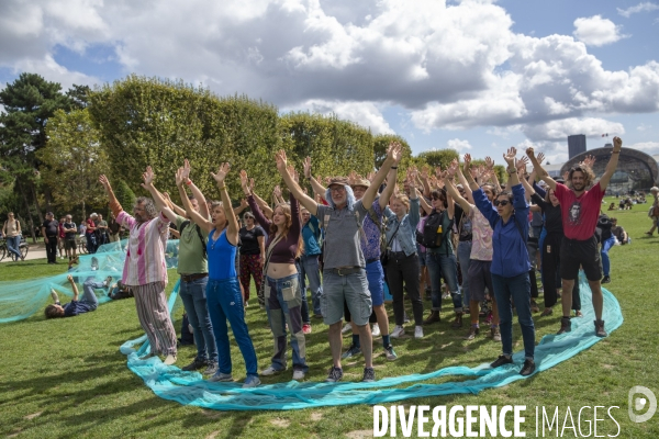 NO BASSARAN - Convoi de l eau à Paris 