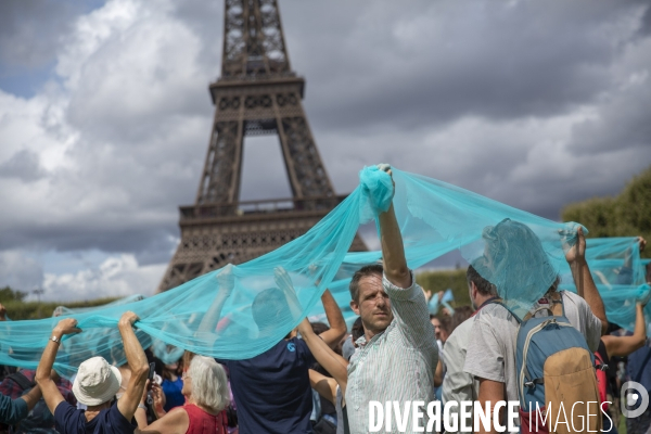 NO BASSARAN - Convoi de l eau à Paris 
