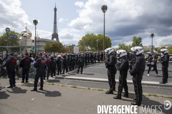NO BASSARAN - Convoi de l eau à Paris 