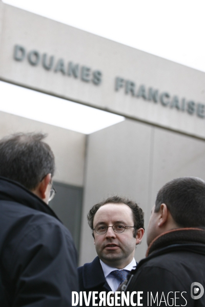 Jf cope inaugure le premier scanner mobile des douanes