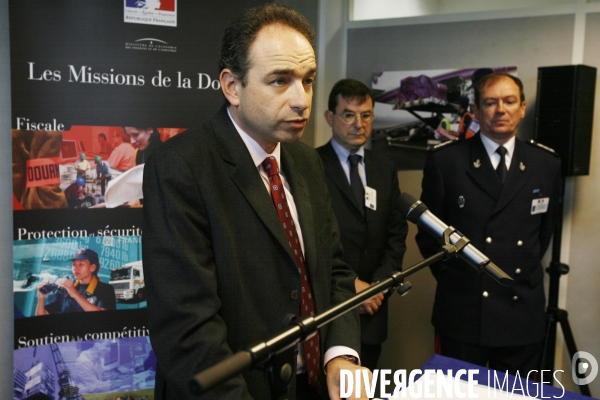 Jf cope inaugure le premier scanner mobile des douanes