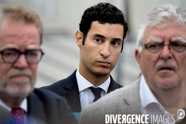 Stage de réussite pour élèves en difficulté : visite de Gabriel Attal à Torcy