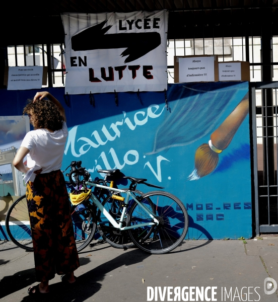 Interdiction de l Abaya et manque de moyens : le lycée Utrillo de Stains en grève
