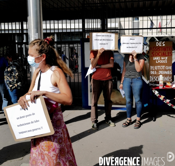 Interdiction de l Abaya et manque de moyens : le lycée Utrillo de Stains en grève