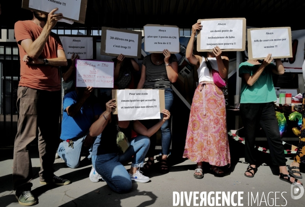 Interdiction de l Abaya et manque de moyens : le lycée Utrillo de Stains en grève