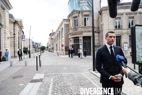 Macron rencontre les chefs de partis politique 