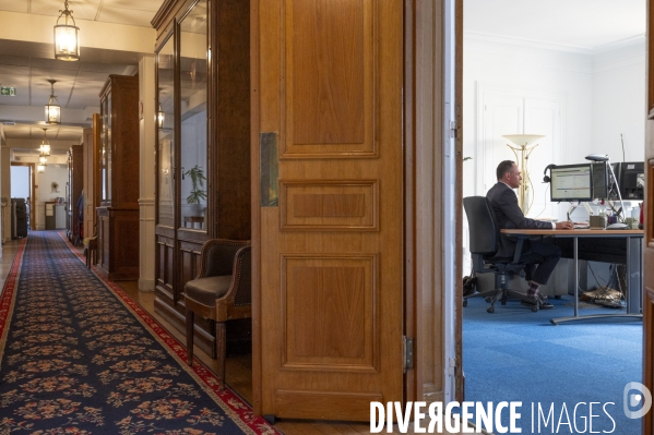 Dans les bureaux du service de cotation de la Banque de France (pour une partie de Paris), place de la Bastille à Paris