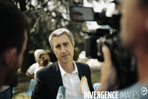 Déplacement de François Ruffin en Normandie.