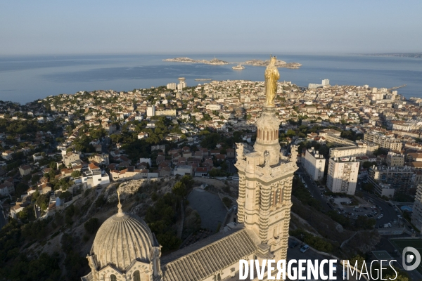 Vue aérienne de Marseille