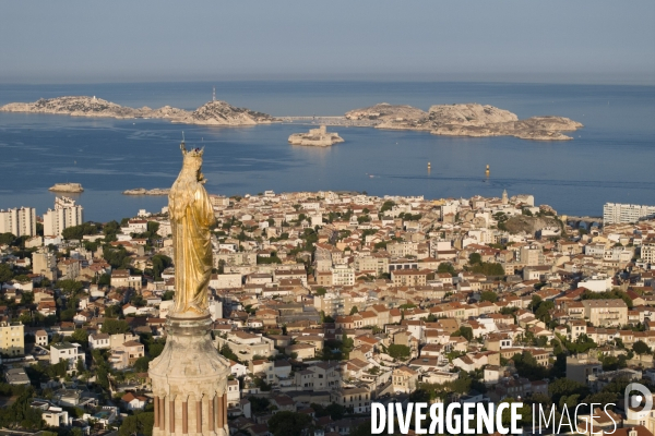 Vue aérienne de Marseille