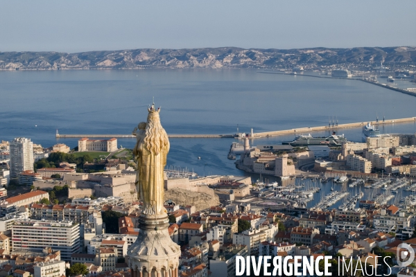 Vue aérienne de Marseille