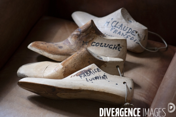 Confection de souliers sur mesure