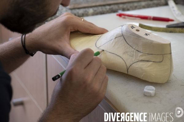Confection de souliers sur mesure