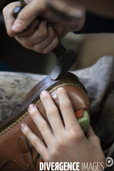 Confection de souliers sur mesure