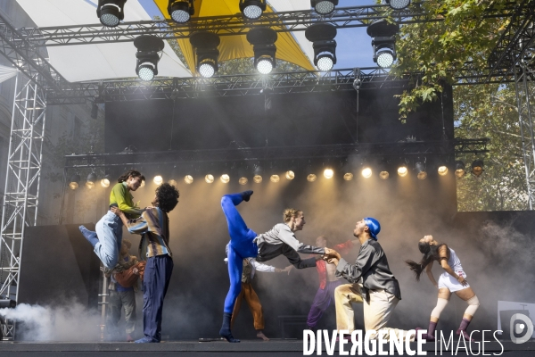 CONTEMPORARY DANCE 2.0 de Hofesh Shechter