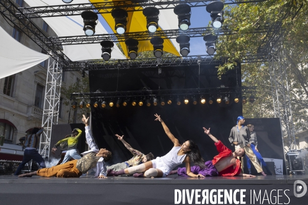 CONTEMPORARY DANCE 2.0 de Hofesh Shechter