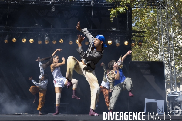 CONTEMPORARY DANCE 2.0 de Hofesh Shechter