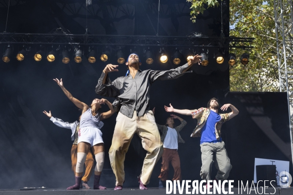 CONTEMPORARY DANCE 2.0 de Hofesh Shechter