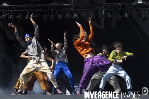 CONTEMPORARY DANCE 2.0 de Hofesh Shechter