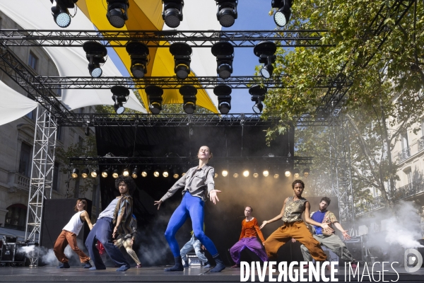 CONTEMPORARY DANCE 2.0 de Hofesh Shechter