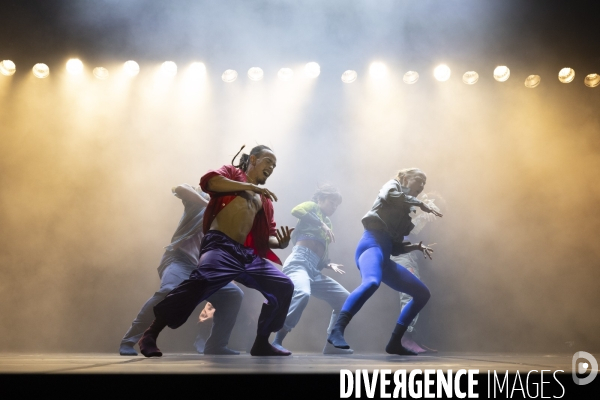 CONTEMPORARY DANCE 2.0 de Hofesh Shechter