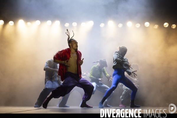 CONTEMPORARY DANCE 2.0 de Hofesh Shechter