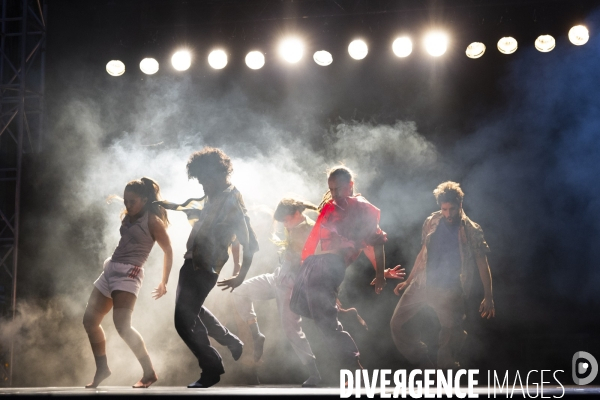 CONTEMPORARY DANCE 2.0 de Hofesh Shechter
