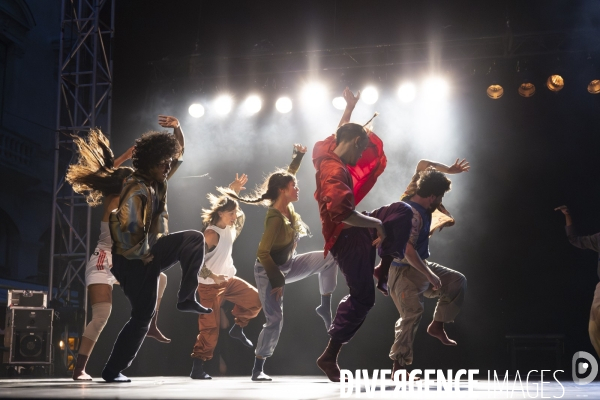 CONTEMPORARY DANCE 2.0 de Hofesh Shechter