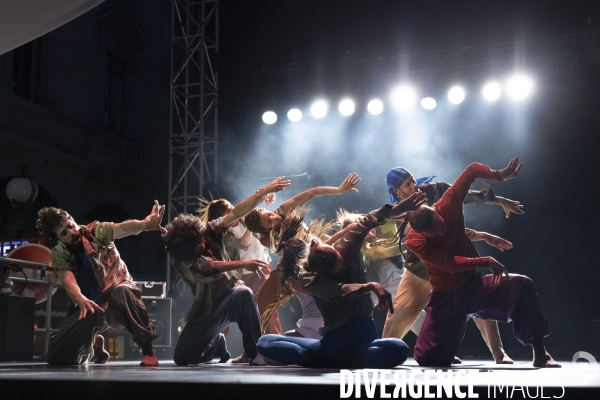 CONTEMPORARY DANCE 2.0 de Hofesh Shechter