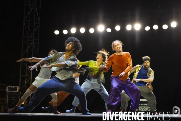 CONTEMPORARY DANCE 2.0 de Hofesh Shechter