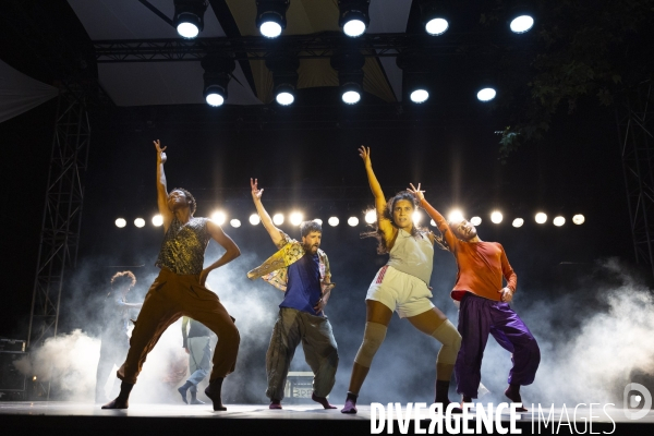 CONTEMPORARY DANCE 2.0 de Hofesh Shechter