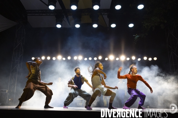 CONTEMPORARY DANCE 2.0 de Hofesh Shechter