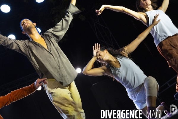 CONTEMPORARY DANCE 2.0 de Hofesh Shechter