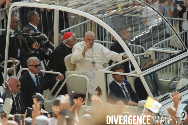 Le Pape au stade vélodrome