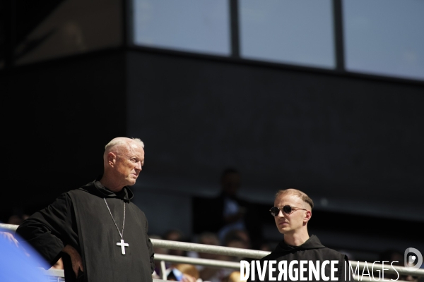 Le Pape au stade vélodrome