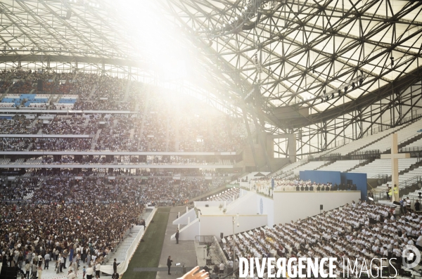 Le Pape au stade vélodrome