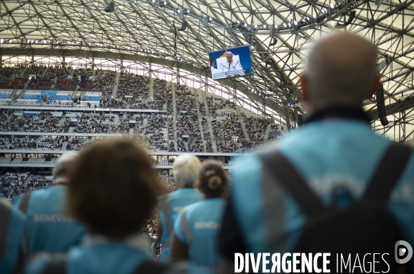 Le Pape au stade vélodrome