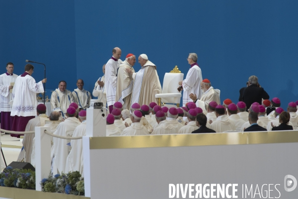 Le Pape au stade vélodrome