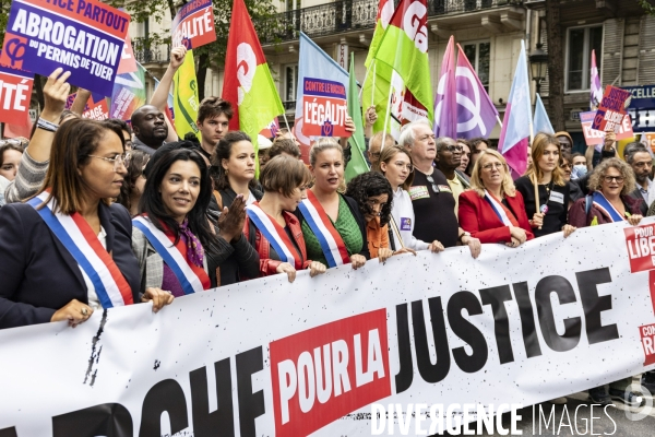 Manifestation contre les violences policieres