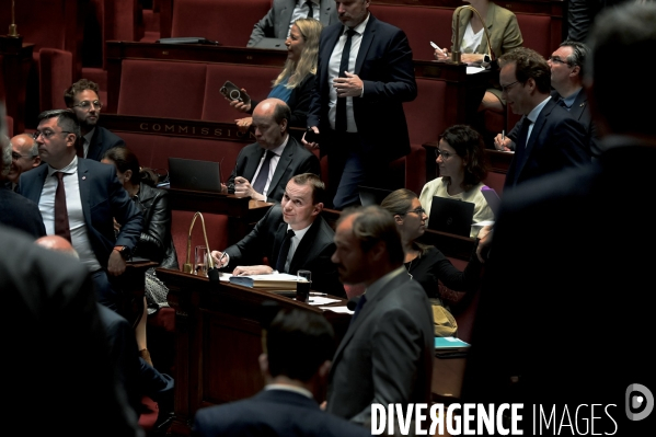 Assemblee Nationale / Examen du projet de loi pour le plein emploi