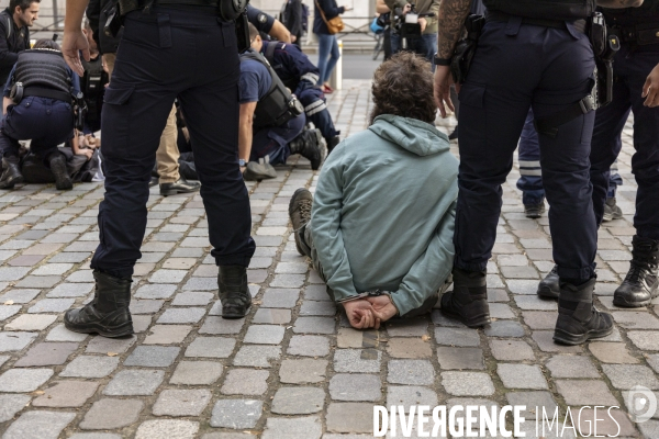 Interpellation de militants de derniere renovation