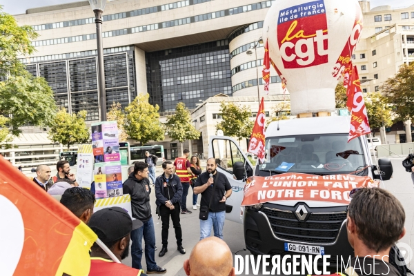 Des salaries de Clestra à Bercy