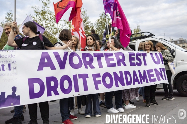 Manifestation pour defendre le droit a l avortement