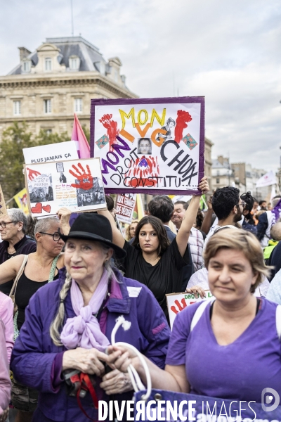 Manifestation pour defendre le droit a l avortement