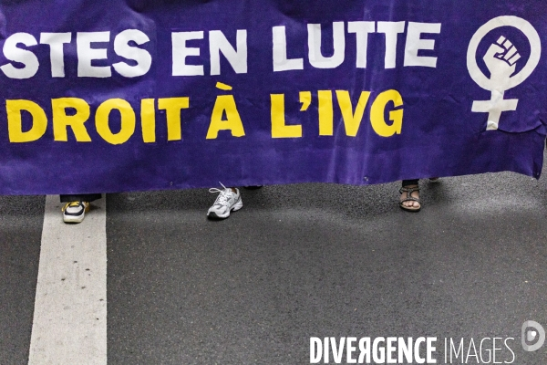 Manifestation pour defendre le droit a l avortement